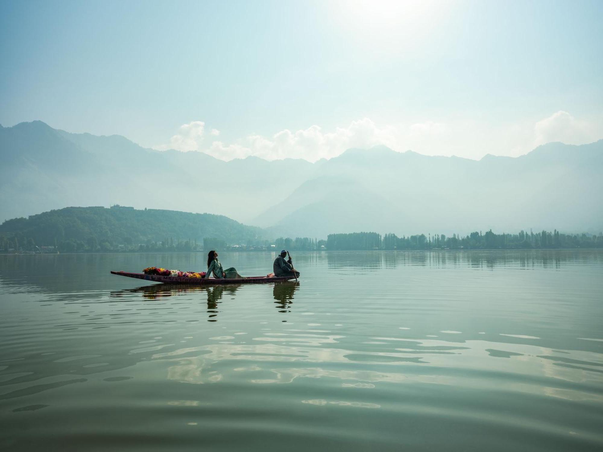 Taj Dal View Srinagar Hotel Kültér fotó